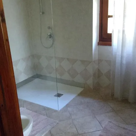 Casolare Il Salice 아파트