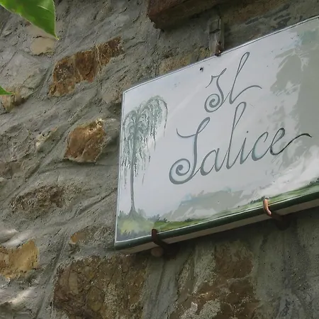 Casolare Il Salice 아파트